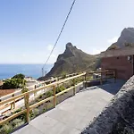 Muru House Anaga Nyaraló