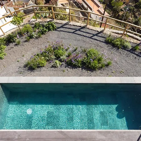 Muru House Anaga Nyaraló *